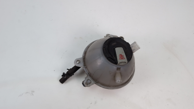 Бачок для води 80A121405T VAG