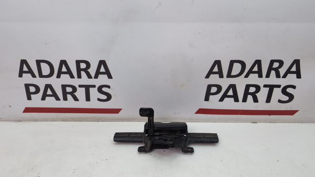 Замок капота 811304R000 HYUNDAI