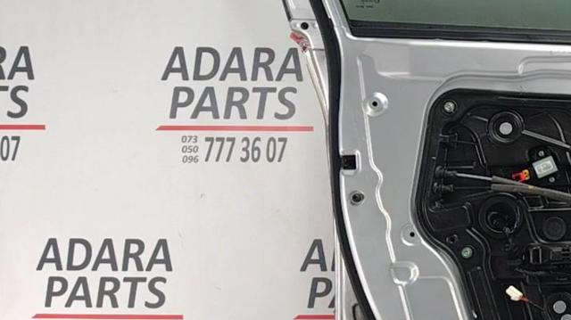 Замок водійських дверей 813103S010 HYUNDAI
