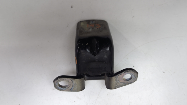 Завіса дверей задніх лівих 824214CL0A NISSAN