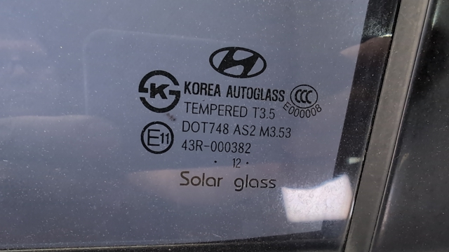 Скло задніх дверей, лівих 834113S010 HYUNDAI