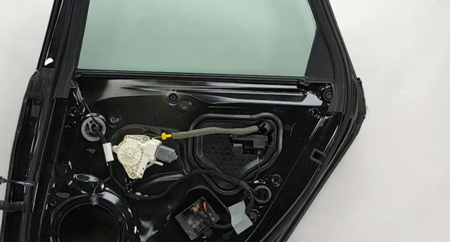 Мотор склопідйомника дверей задніх, правих 8K0959812A VAG