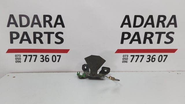 Антена автомобильна 8V0035507 VAG