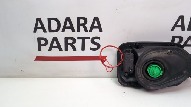 Лічинка замка паливного бака 8V0862153B VAG