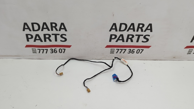 Електропроводка передніх дверей 8V4971036E VAG
