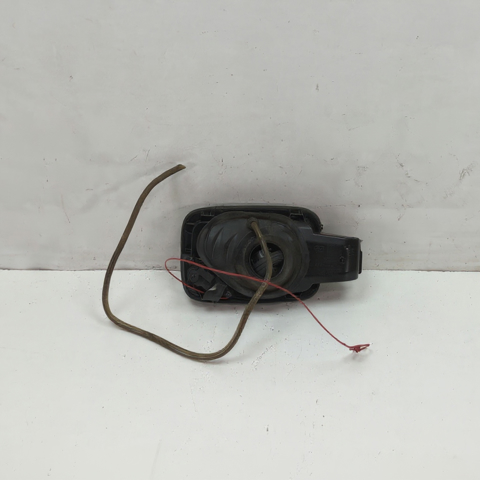 Лючок паливного бака 8V5809906 VAG
