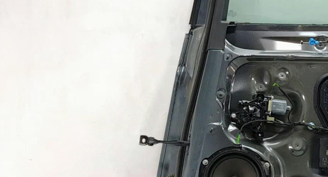 Обмежувач відкриття дверей, задній 8V5839249 VAG