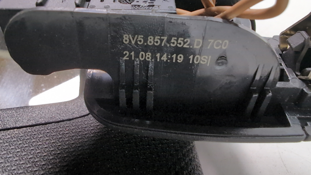 Козирок сонцезахисний автомобіля 8V5857552D7C0 VAG