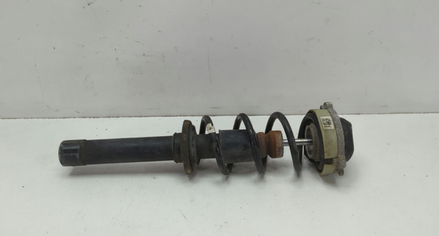Стійка передня 8W0413031AK VAG