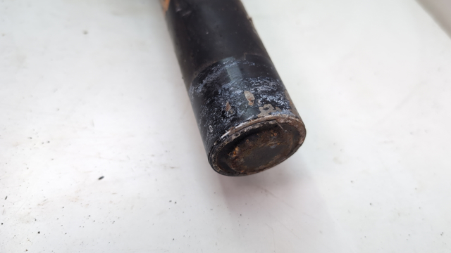 Амортизатори передні 8W0413031BA VAG