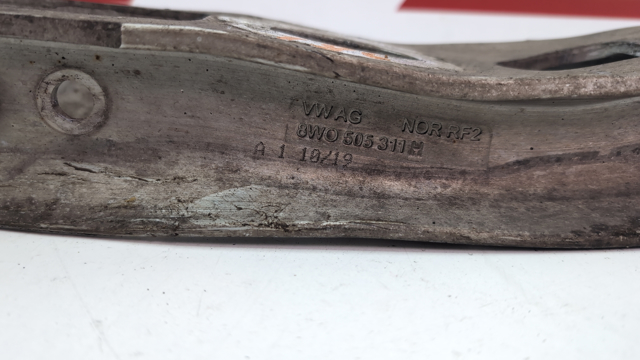Балансир задній нижній 8W0505311H VAG