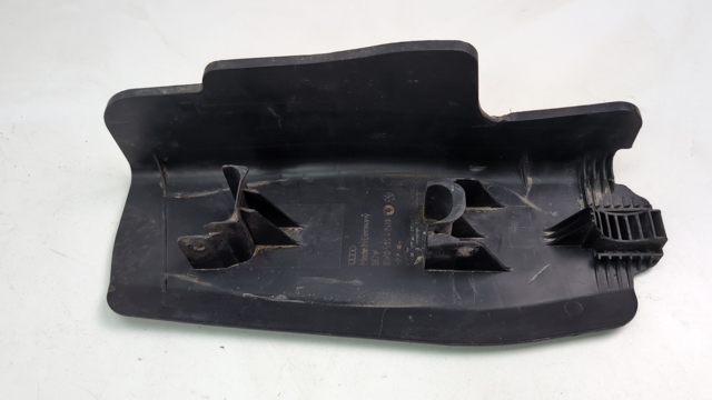 Захист заднього нижнього важеля 8W0505415D VAG