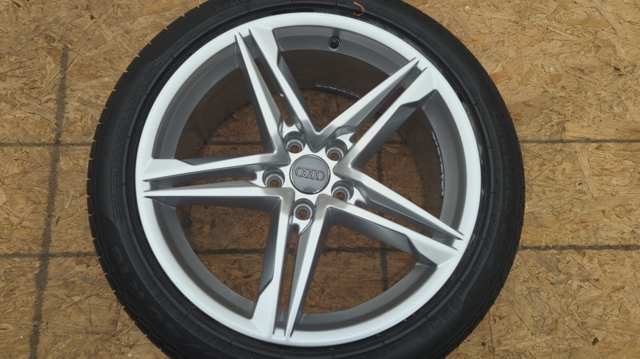 Диски литі (легкосплавні, титанові) 8W0601025DE VAG
