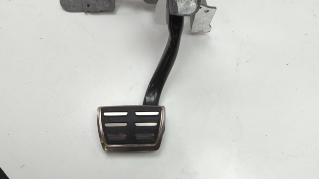 Педаль гальма 8W1723140C VAG