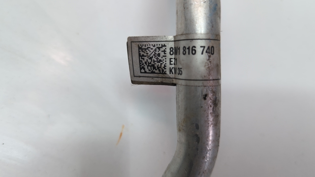 Шланг кондиціонера, від радіатора до випарника 8W1816740 VAG