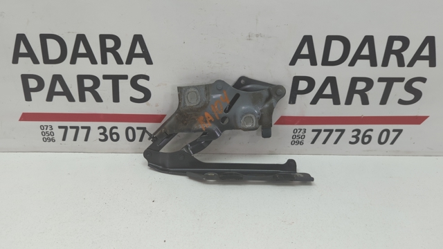 Петля капота, права 8W6823302D VAG