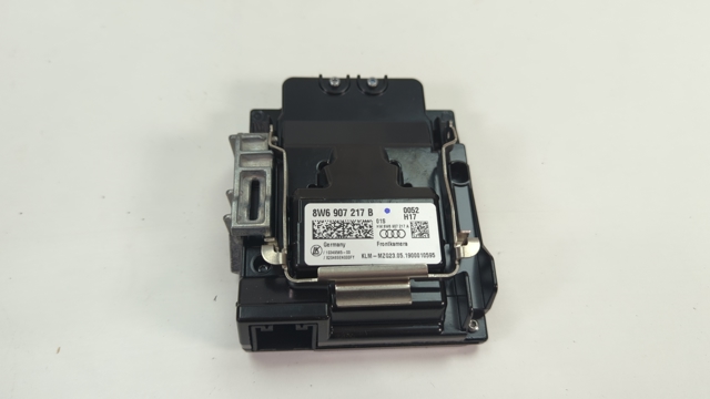 Камера системи забезпечення видимості 8W6907217B VAG