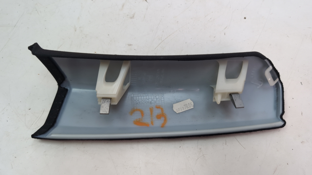 Обшивка стійки кузова внутрішня, задня права 8W8867242V48 VAG