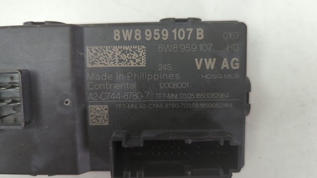 Блок управління відкриття кришки багажника 8W8959107B VAG