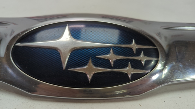 Решітка радіатора 91121AJ04B SUBARU