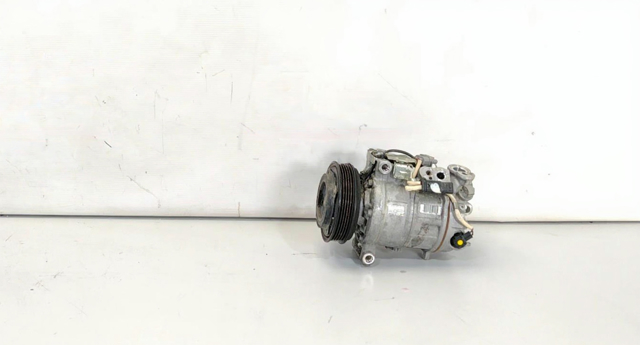Компресор холодоагенту 926005DB0B NISSAN