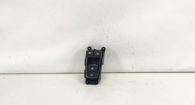 Консоль центральна панелі керування 93300C20004X HYUNDAI