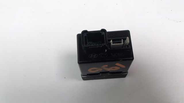 USB-розгалужувач 96120J9500 HYUNDAI