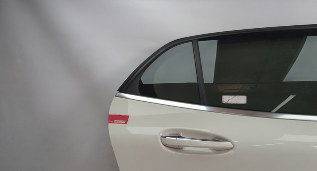 Задня кватирка права A1567300418 MERCEDES