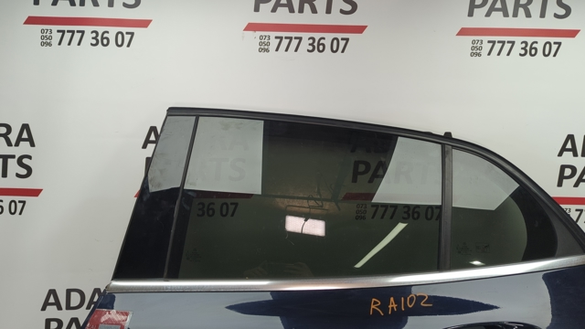 Скло задньої двері лівої A1567350310 MERCEDES