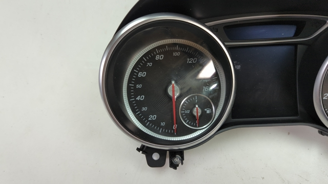 Щиток приладів додатковий A1569004303 MERCEDES