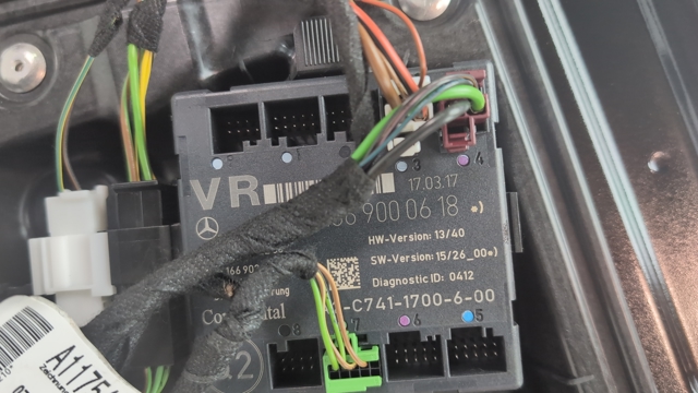 Блок комфорту передніх дверей A1669000618 MERCEDES