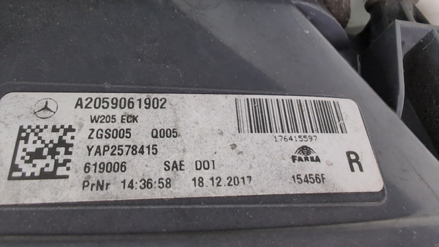 Задні ліхтарі A2059061902 MERCEDES