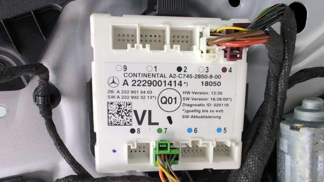 Блок комфорту передніх дверей A2229001414 MERCEDES
