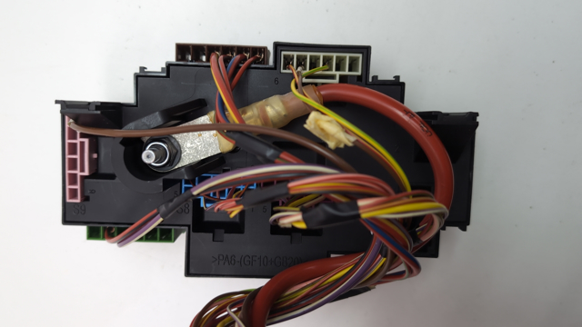 Коробка запобіжників A2229063202 MERCEDES