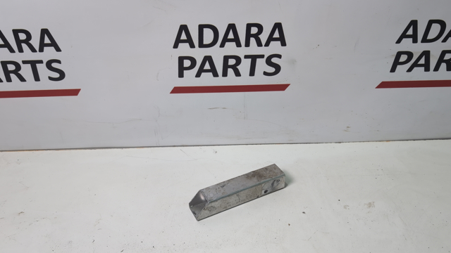 Кронштейн підсилювача переднього бампера A2466260088 MERCEDES