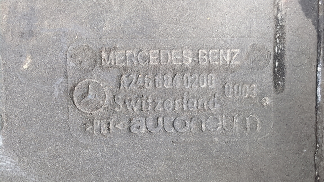 Захист днища, правий A2466840200 MERCEDES