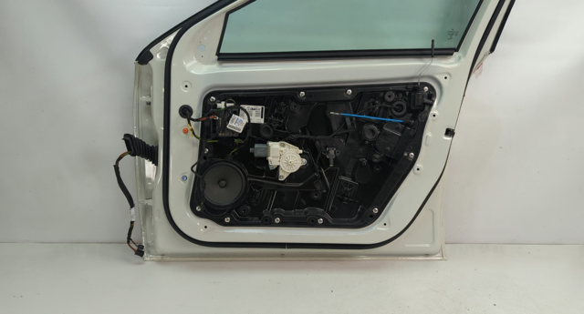 Мотор склопідйомника дверей передніх, правих A2469065200 MERCEDES