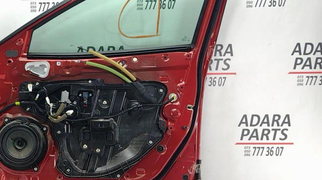 Склопідйомник передньої правої двері BHN958590A MAZDA