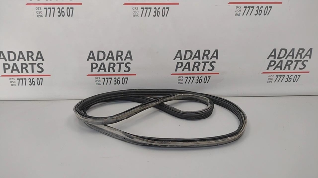 Ущільнювач дверей задка кузова EJ5Z78404A06A FORD