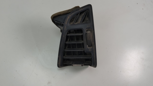 Решітка повітропровода права GJ5Z19893DC FORD