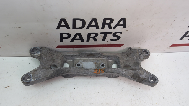 Кріплення кпп JR3Z6A023A FORD