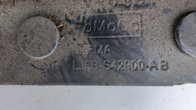 Петля задніх багажних, 3/5 -х дверей LJ6Z7842900A FORD