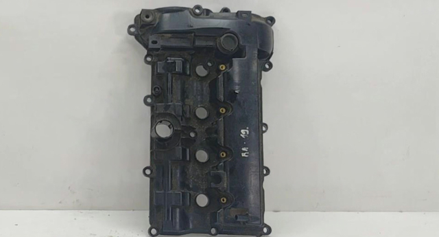 Кришка клапанів PE0210210 MAZDA