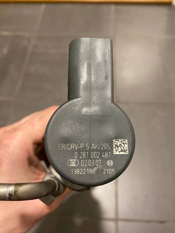 Регулятор тиску палива 0281002481 BOSCH