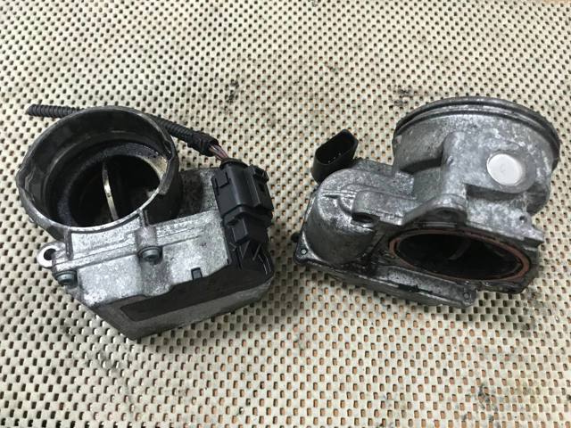 Заслінка повітряна 03G128063J VAG