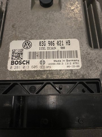 Модуль управління двигуном 03G906021HB VAG