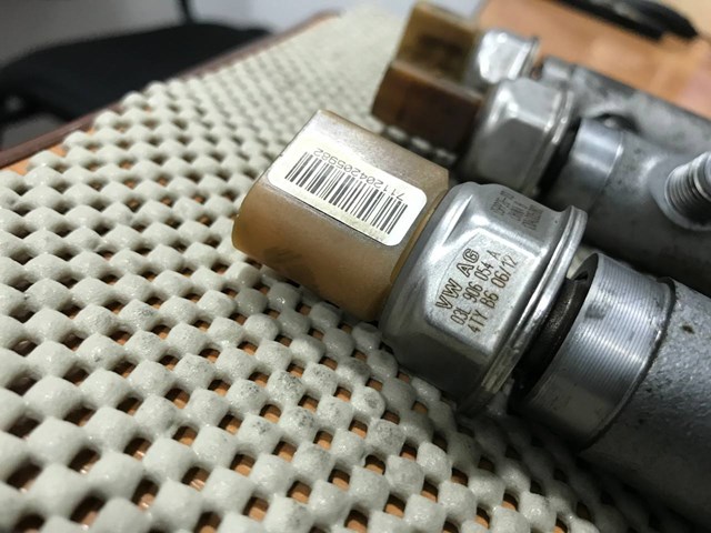 Манометри 03L906054A VAG
