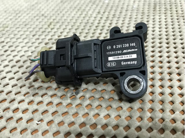 Датчик наддува 12591290 GM