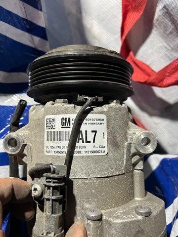 Насос кондиціонера 13450515 OPEL
