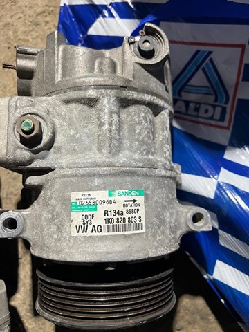Насос кондиціонера 1K0820803S VAG